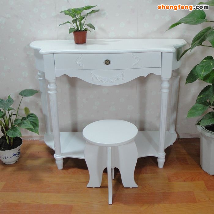 白色家具保养方法