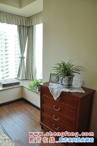 网购达人的省钱家 90平美式风设计