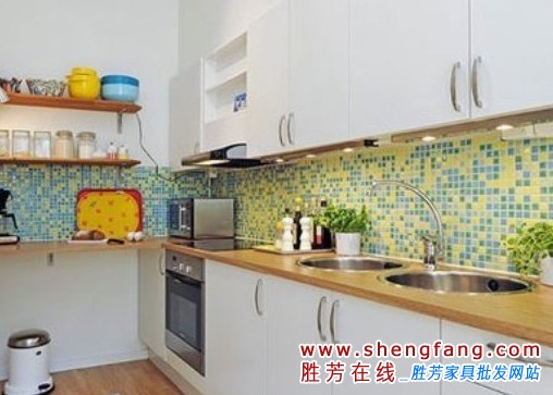 超小厨房装修 完美利用家居空间