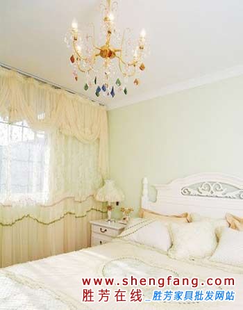 80平米浪漫欧式两居室欣赏