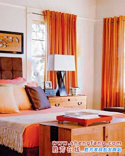 15平米卧室装修效果图 迷人小卧室收纳效果