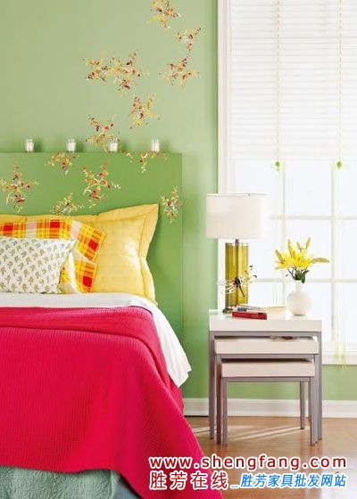 极富创意的床头设计 让你的卧室更显高雅