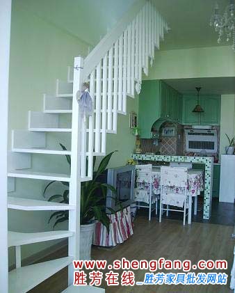 阁楼楼梯设计 打造不一样的家