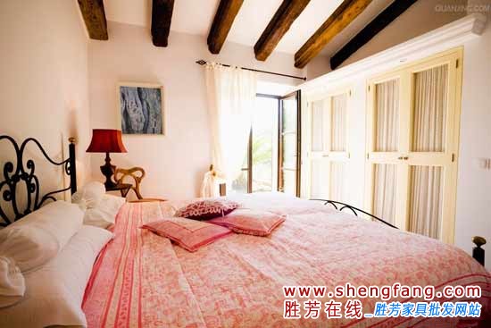 各式主卧室装修效果  打造舒适的私密空间