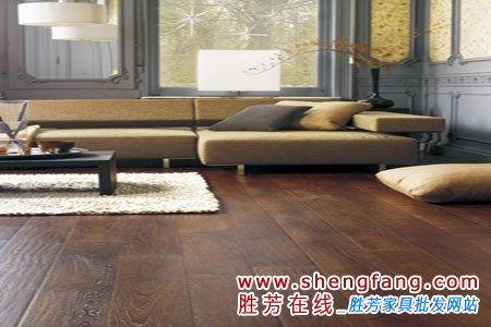 强化复合实木地板的保养