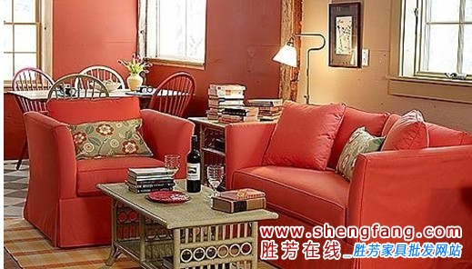 布艺沙发：创造温馨美满的家居氛围