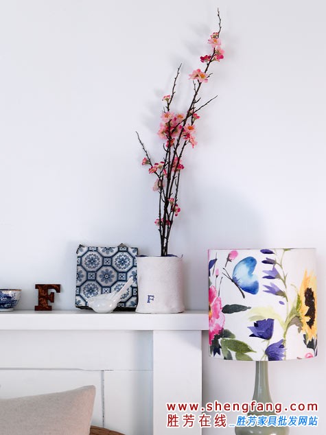 85㎡欧式风格温暖色调小公寓