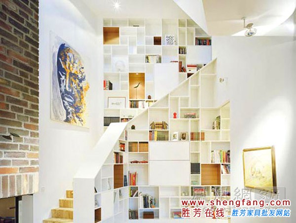 楼梯底收纳空间设计