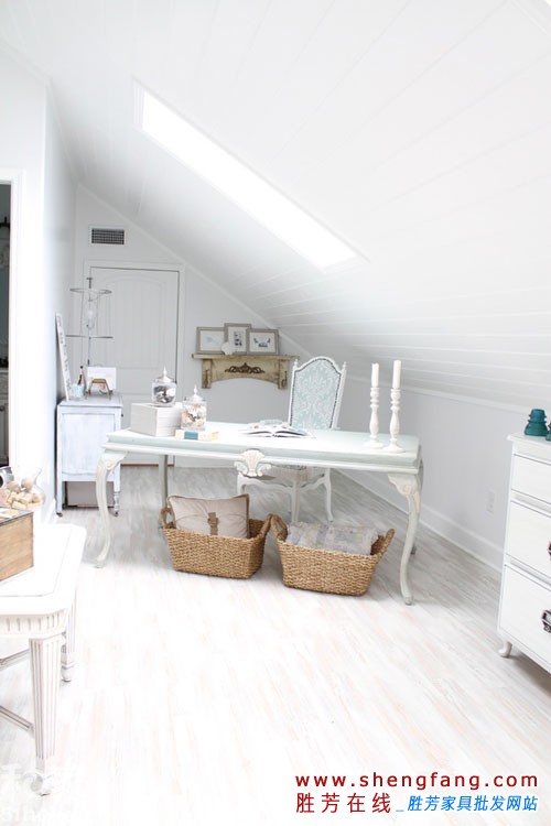 阁楼改造成书房的方法