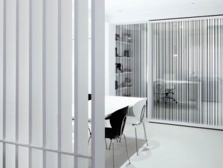 西班牙风格纯白公寓设计