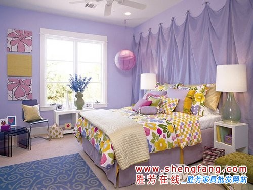 打造色彩纷呈的卧室空间