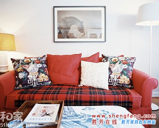 精彩布艺沙发搭建舒适的客厅空间