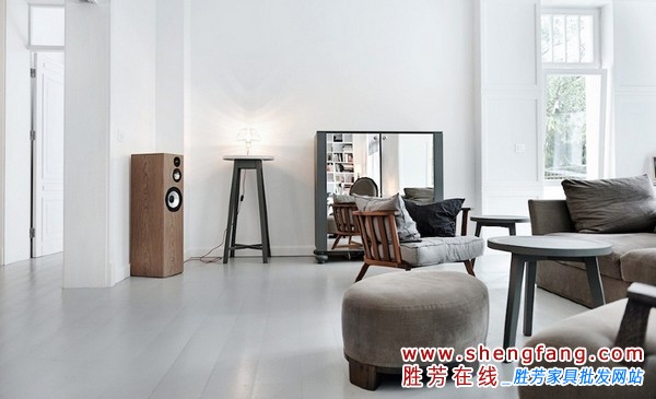 素色家居空间装修效果图