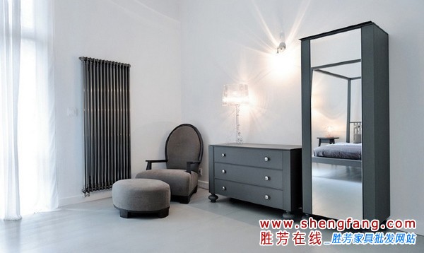 素色家居空间装修效果图