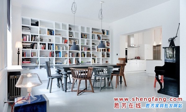 素色家居空间装修效果图