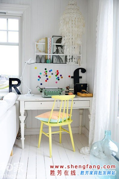 不规则空间打造休闲工作室