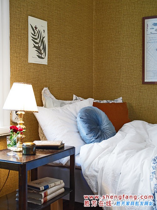 小户型装出奢华复古范