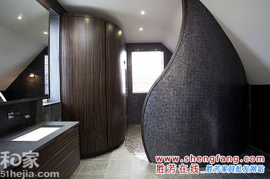 黑色马赛克奢华感卫浴间