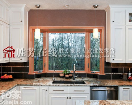 唯美享受阳光的厨房飘窗设计