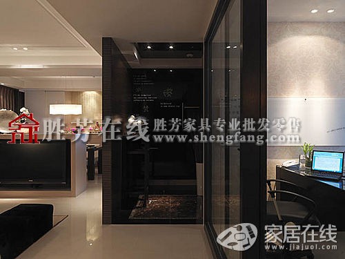 高富帅的拿铁咖啡风格家