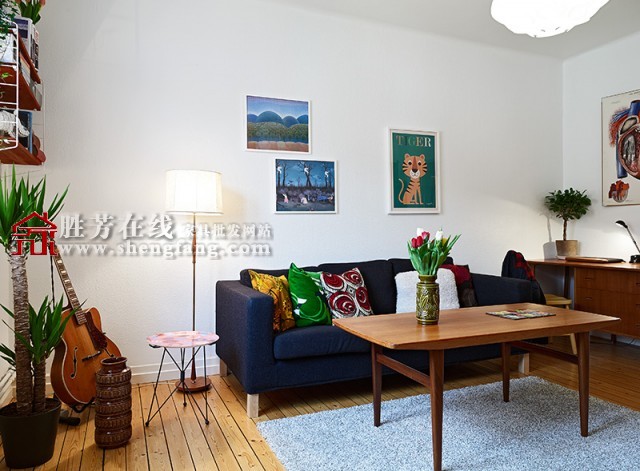 53平米蔚蓝春色的公寓