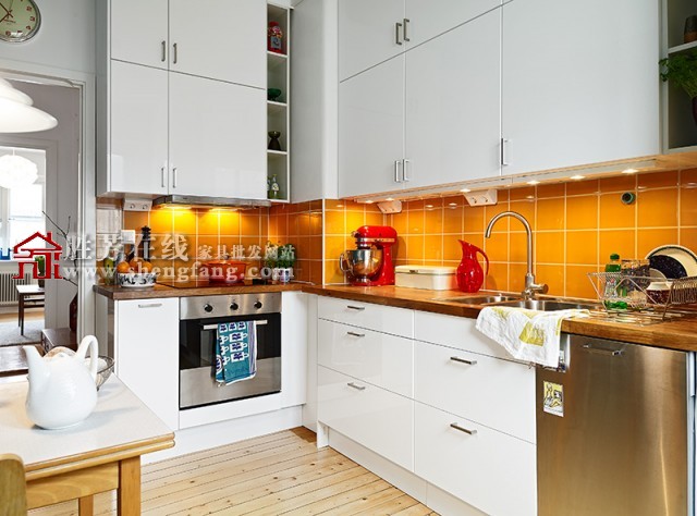 53平米蔚蓝春色的公寓