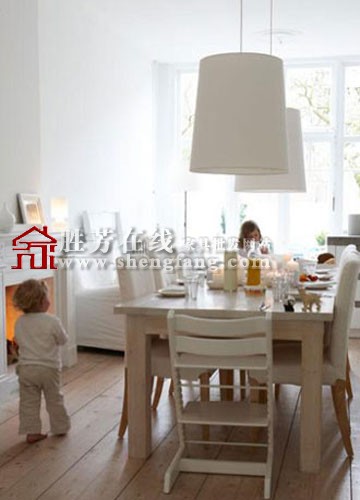 小户型白色装修