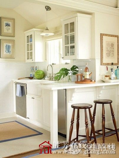 白色素雅的小户型简装效果欣赏