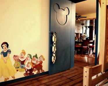 色彩浓郁的二人家居欣赏