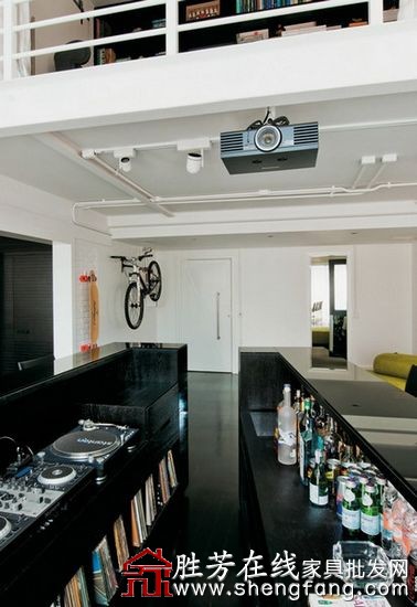 巴西圣保罗黑白配阁楼欣赏