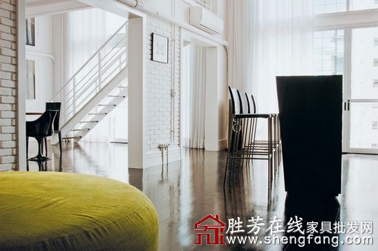 巴西圣保罗黑白配阁楼欣赏