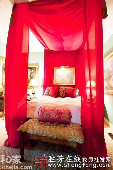 红色甜蜜婚房家居欣赏