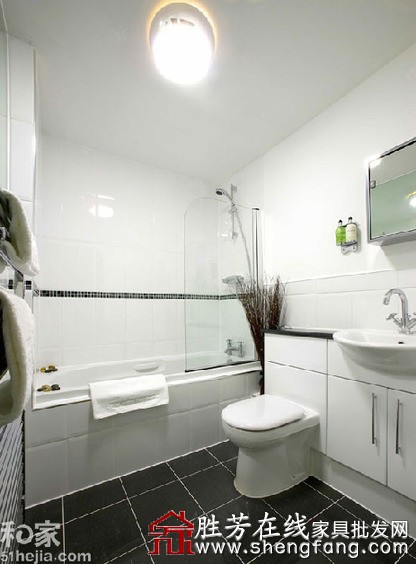 给紧凑的小卫浴增加1平米