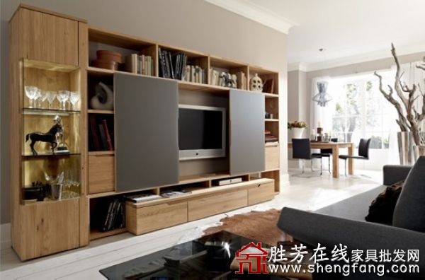 木制电视柜：简洁又不失味道的家具设计