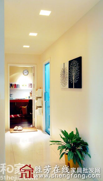 85后年轻夫妇糖果色爱巢