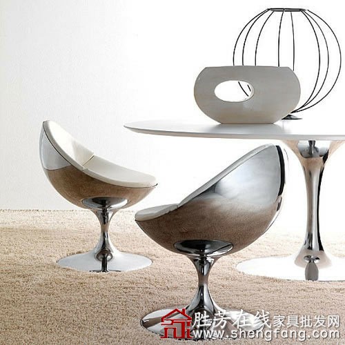 如何保养金属家具
