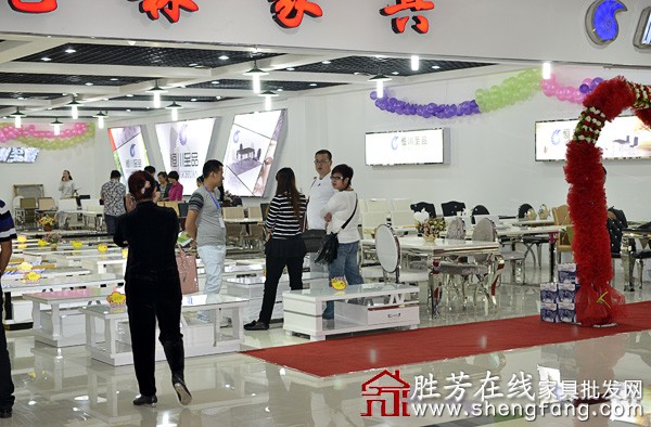 2013年河北胜芳秋季家具展览会现场图片