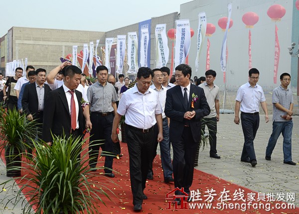 2013年河北胜芳秋季家具展览会现场图片