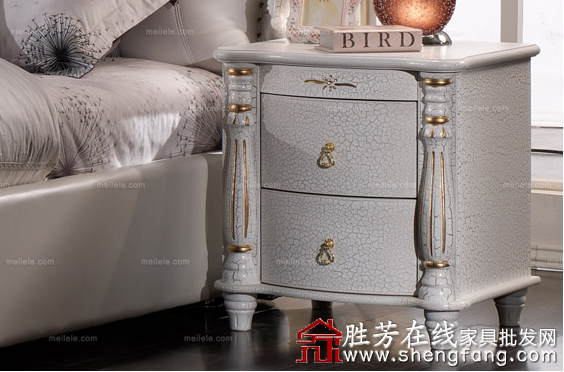 欧式床头防潮柜