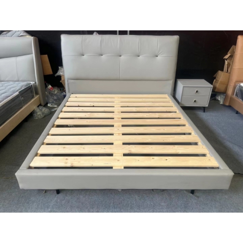 胜芳床铺批发 双人床 软床 现代简约软床 北欧轻奢软床 卧室家具 小户型家具 高档床 高端床 宇鑫家具