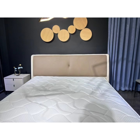 VGS意式极简真皮床主卧双人婚床1.8米软包大床设计师新款高端牛皮床