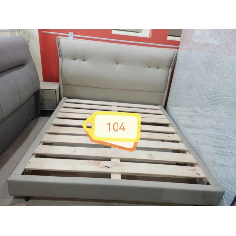 胜芳床铺批发 双人床 软床 现代简约软床 北欧轻奢软床 卧室家具 小户型家具 高档床 高端床 冠荣家具
