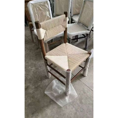 胜芳休闲轻奢桌椅批发，用餐椅  轻奢餐椅咖啡桌椅，网红桌椅，洽谈，接待桌椅，钛金桌椅，北欧钛金桌椅 斯伯特椅业