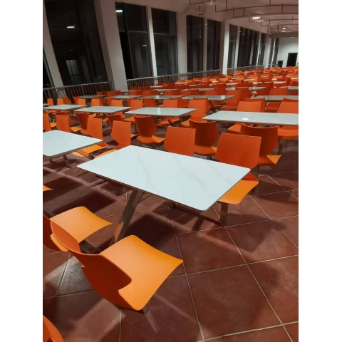 胜芳连体餐桌椅批发 食堂餐桌 食堂连体桌椅 快餐桌椅 四腿连体桌 四连体 学生餐桌椅 万拓家具