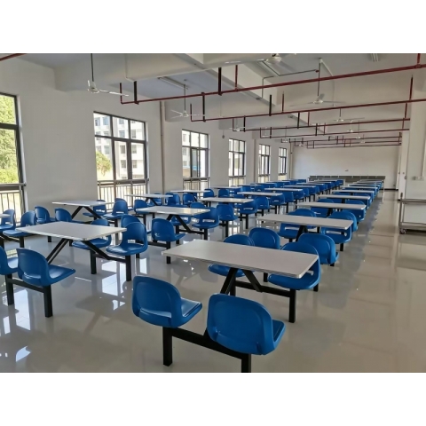 胜芳连体餐桌椅批发 食堂餐桌 食堂连体桌椅 快餐桌椅 四腿连体桌 四连体 学生餐桌椅 万拓家具