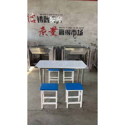 胜芳餐桌椅批发 钢木家具 钢木餐桌 快餐桌椅 食堂餐桌 饭店餐桌 小吃店餐桌 学校餐桌 钢木家具 万拓家具