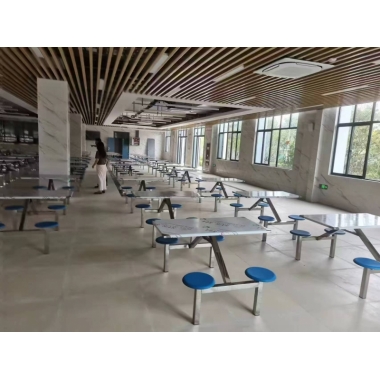 胜芳连体餐桌椅批发 食堂餐桌 食堂连体桌椅 快餐桌椅 四腿连体桌 四连体 学生餐桌椅 万拓家具